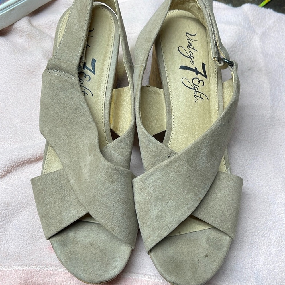 Nice leather suede sandals, tanning color, orc wedge heel size 8